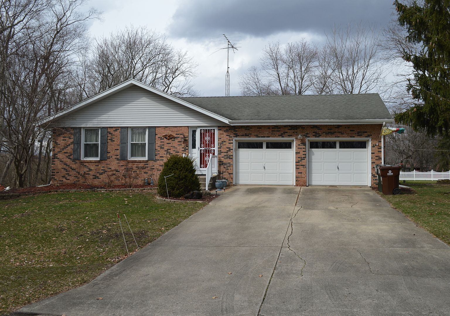 5845 Darline Dr, Saint Anne, IL 60964 Zillow