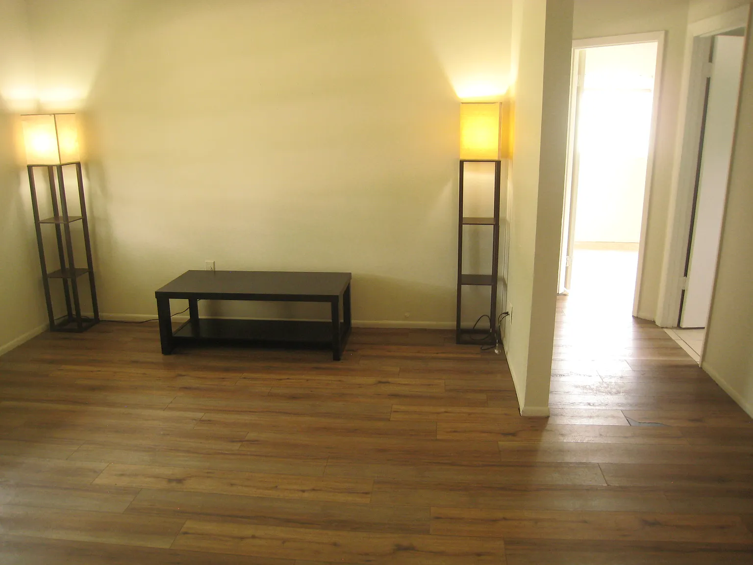 4 bed, 1.5 bath, 1600 sqft, $1,950 — Photo 2