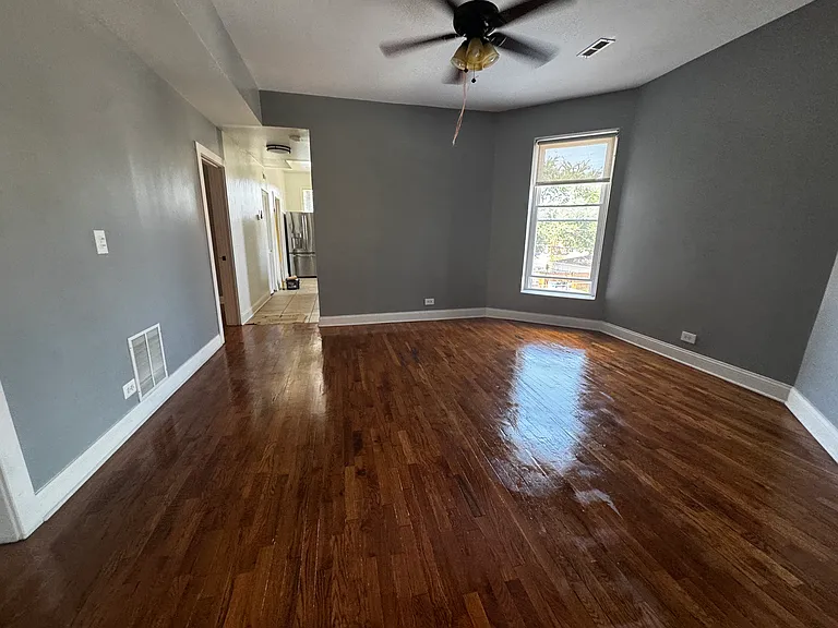 2726 W Adams St #2 — Photo 6