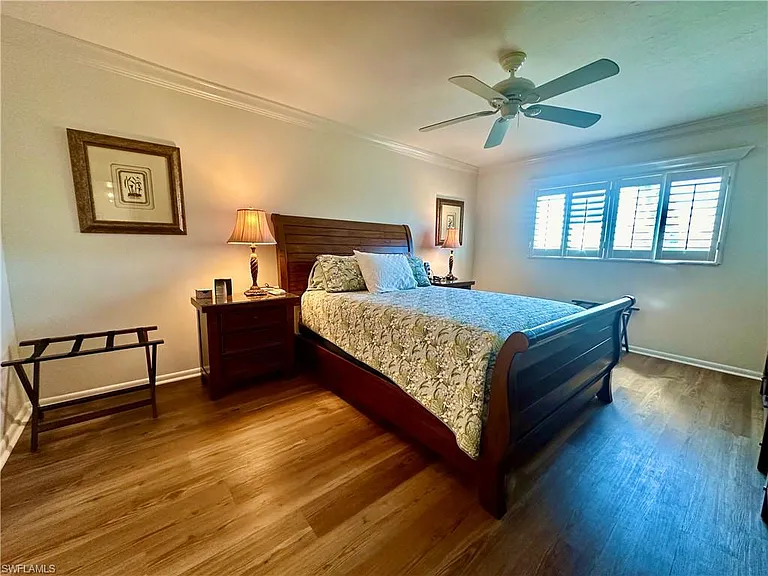 555 Park Shore Dr #B-403 — Photo 22