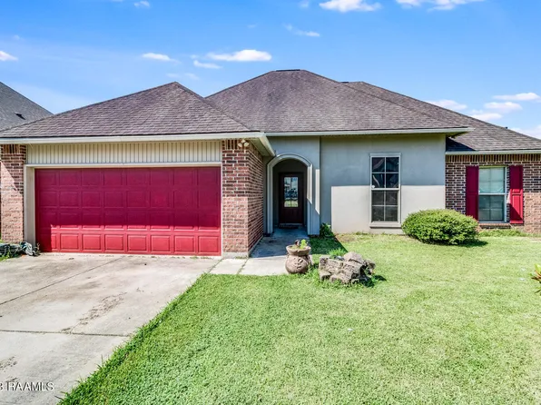 208 Arsenal Dr, Carencro, LA 70520