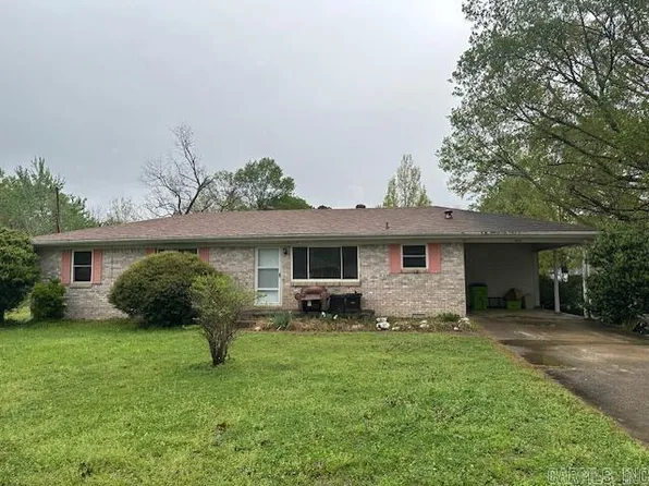815 Hicks St, Lonoke, AR 72086