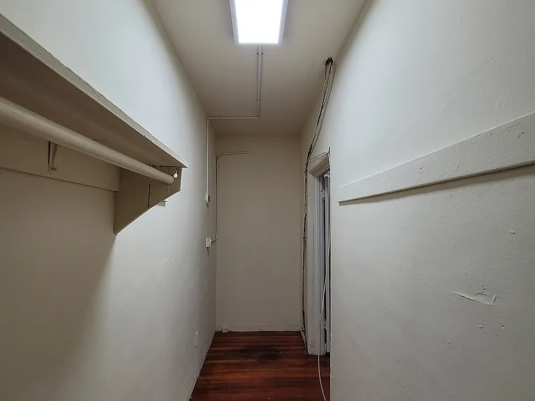 657 Cochran — Photo 25