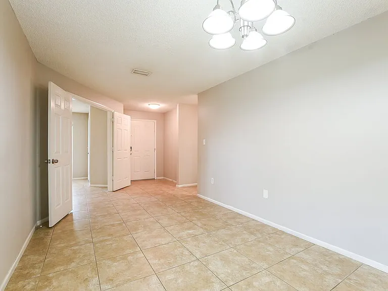 403 Blueberry Dr — Photo 5