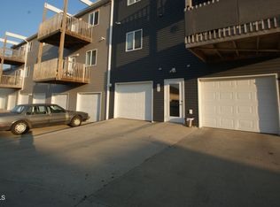 829 Canada Ave UNIT 20, Bismarck, ND 58503