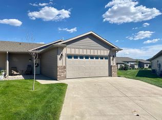 813 E El Dorado Cir, Sioux Falls, SD 57108