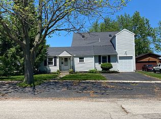 202 Tioga Ave, Findlay, OH 45840