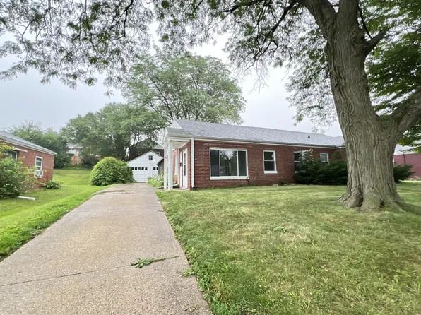 2030 Chaney Rd #1, Dubuque, IA 52001