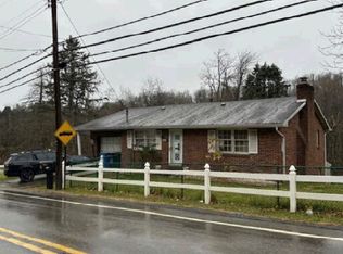 960 Main St, North Huntingdon, PA 15642