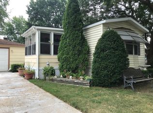 69 Birch Dr, Sandwich, IL 60548