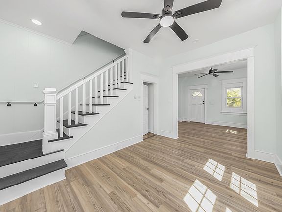 3rd image of 78 Blackwood Rd