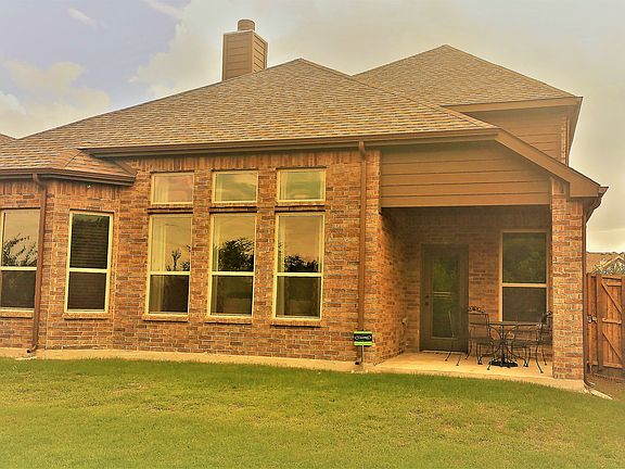 2nd image of 237 Bentley Dr