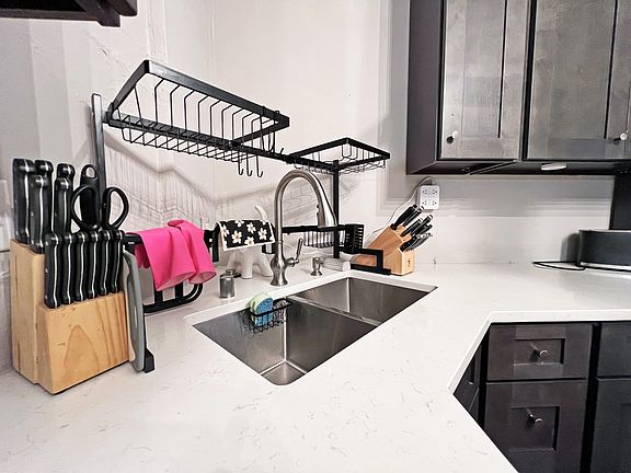 5th image of 1011 N 10th St #1011