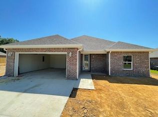 566 Oneal St, Deridder, LA 70634