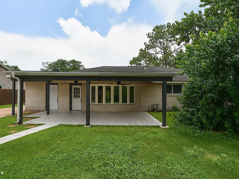 5951 Beaudry Dr — Photo 7