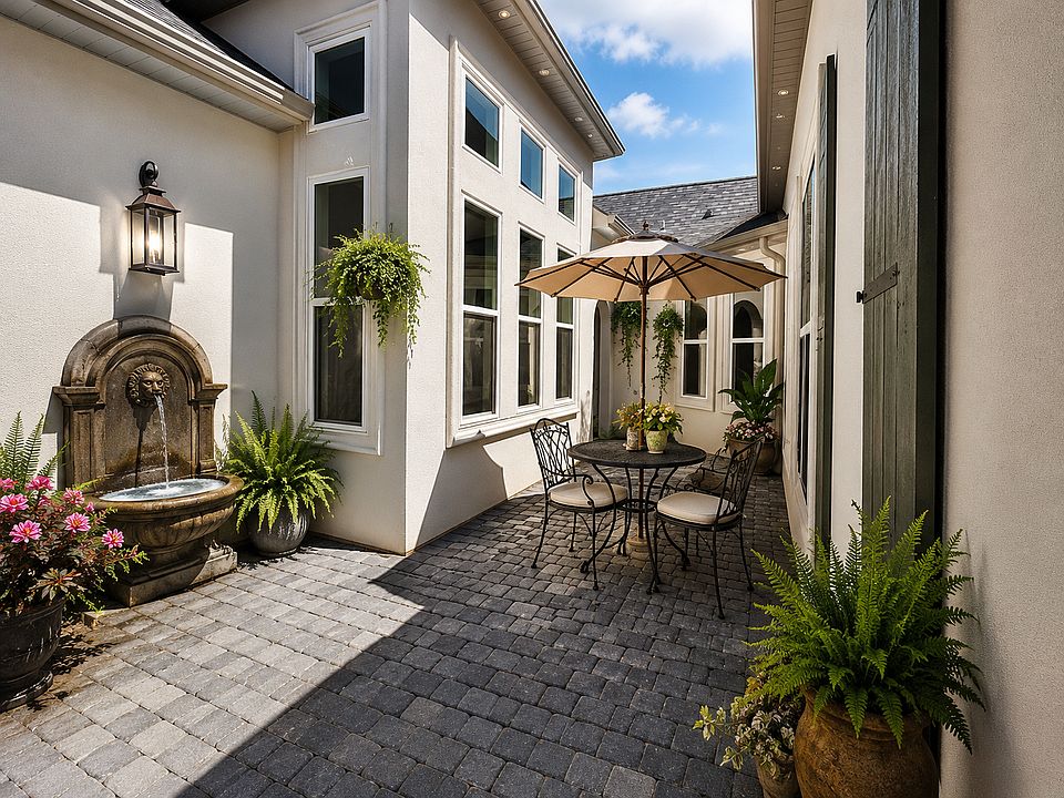 Courtyard Entry