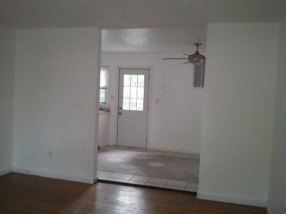 5th image of 1169 Clarence St