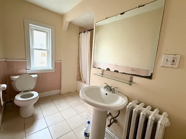 115 Elmwood Ave #115 — Photo 5