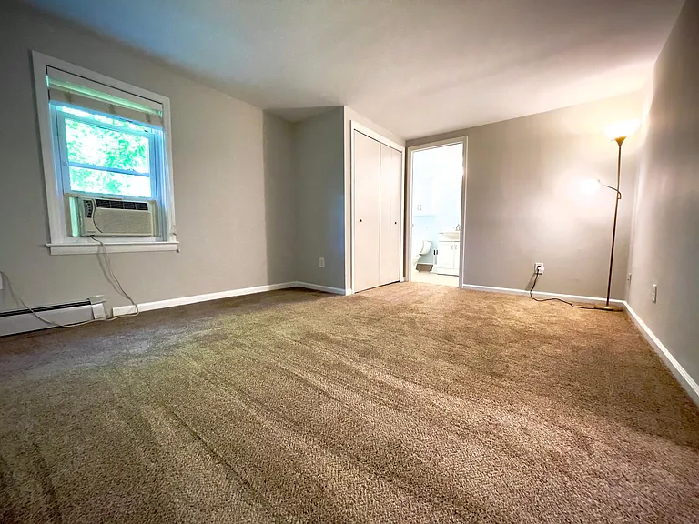 261 Main St #3 — Photo 12