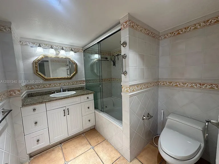 2555 Collins Ave #711 — Photo 5