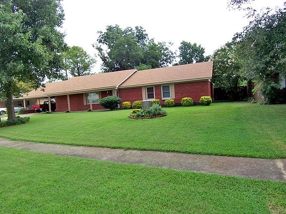 4th image of 121 Roselawn Dr
