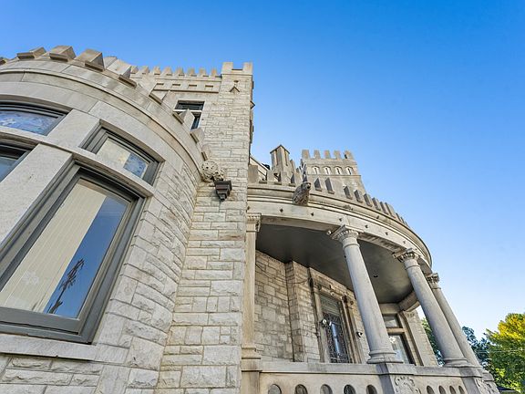 39th image of this home