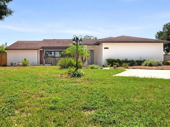 33916 Sabal Way, Leesburg, FL 34788