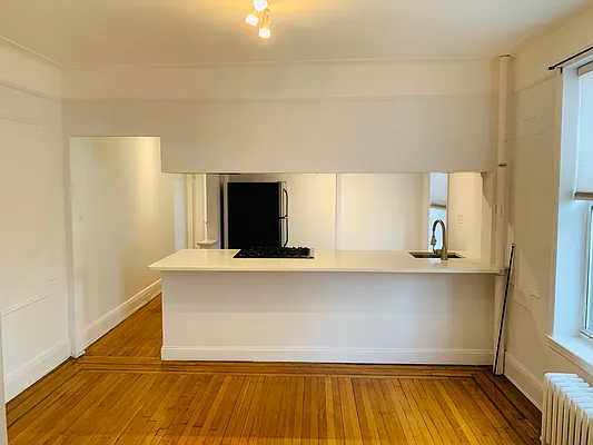 Rented by Flatiron Real Estate Advisors LLC | media 1