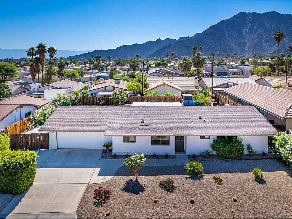 1st image of 52650 Avenida Herrera