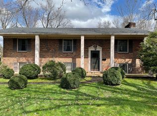 1802 Sundale Rd, Johnson City, TN 37604