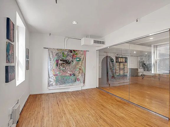 5th image of 138 Mulberry St #3A