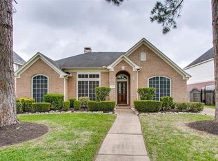 3019 Brookview Dr, Pearland, TX 77584