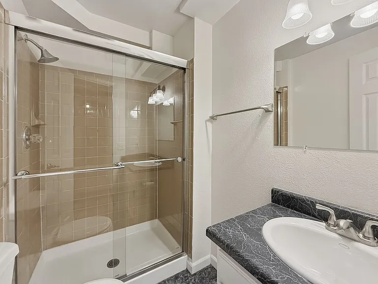2892 W Long Cir #B — Photo 24