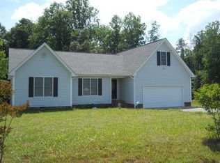 323 Clements Dr, Tappahannock, VA 22560