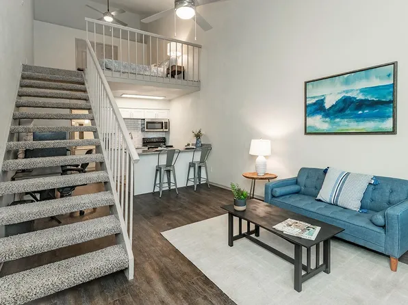 1306 N Main St, Mansfield, TX 76063