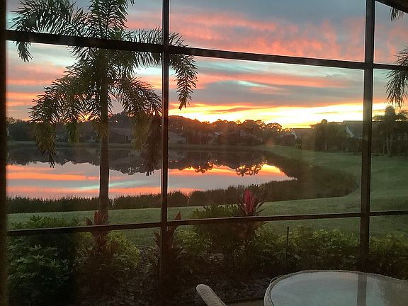 Lanai Sunrise 