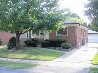12031 Leverne, Redford, MI 48239