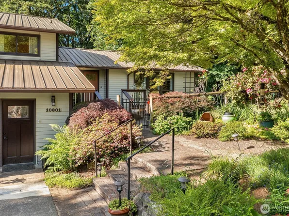 10801 SW 238th Street, Vashon, WA 98070