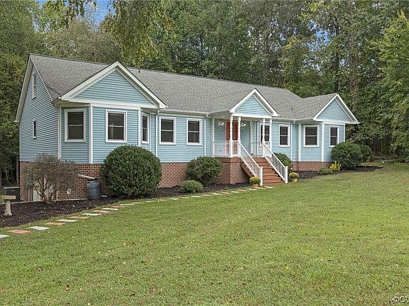 4th image of 8561 Merry Oaks Ln