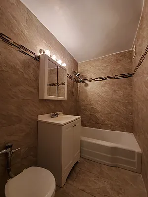 Rented by NYC Realty Brokers LLC | media 14