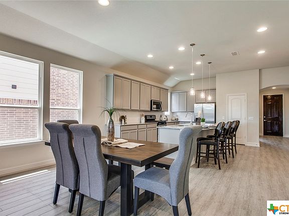 5th image of 2259 Oak Run Parkway Dr