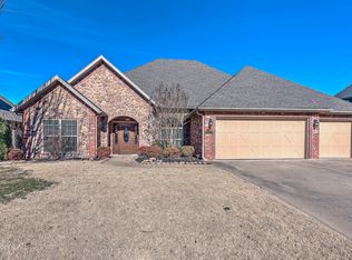 3706 SW Plateau Blvd, Bentonville, AR 72712