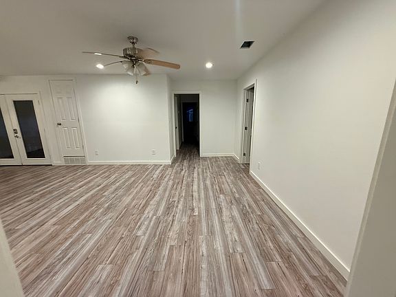 4th image of 3508 Foxcroft St