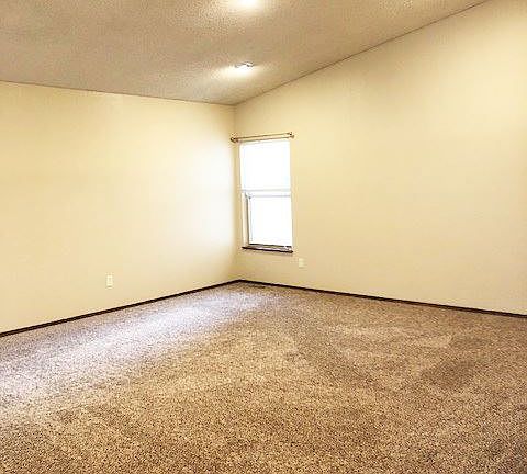 5th image of 7865 Montane Dr