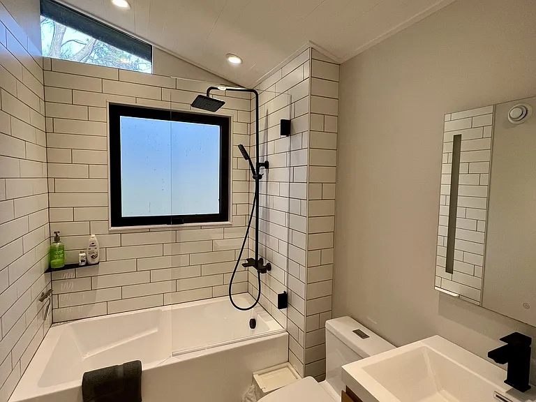 240 Salmon Point Rd — Photo 15