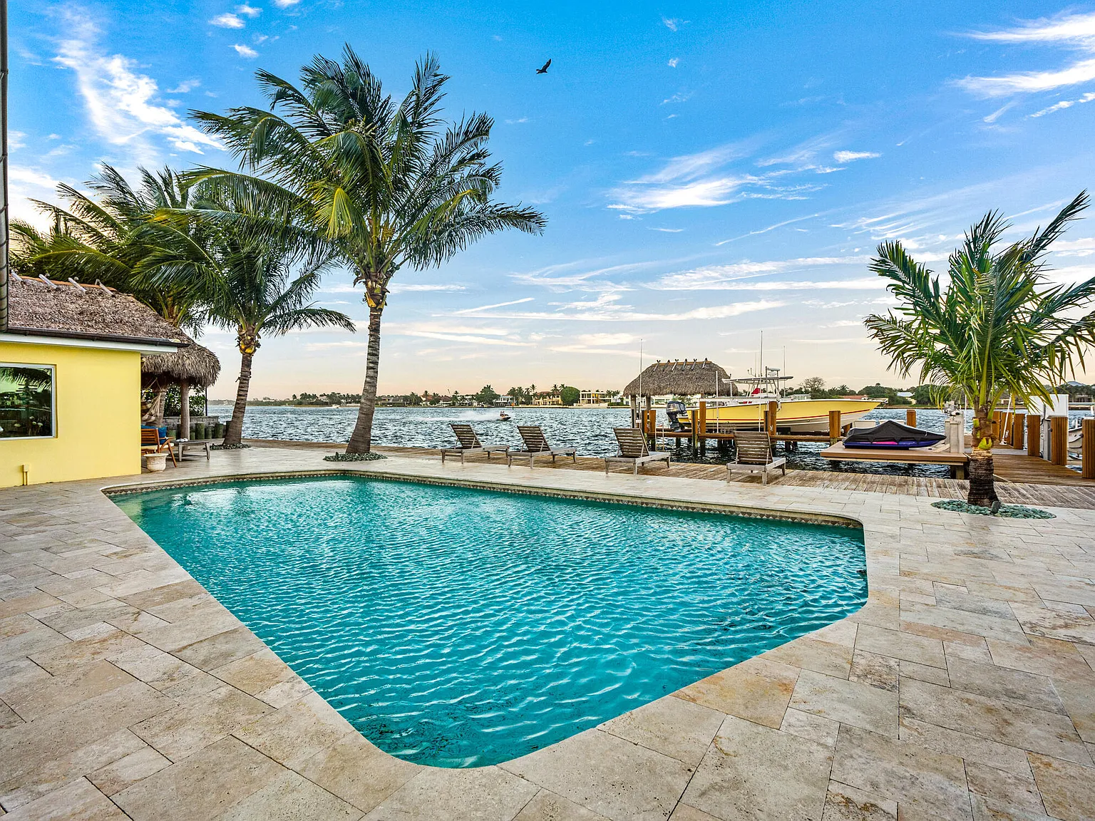 3 bed, 2.5 bath, 1513 sqft, $10,000 — Photo 4