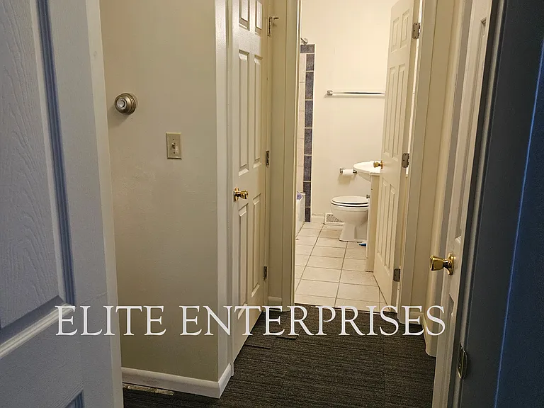 2213 W Reservoir Blvd #2213 — Photo 10