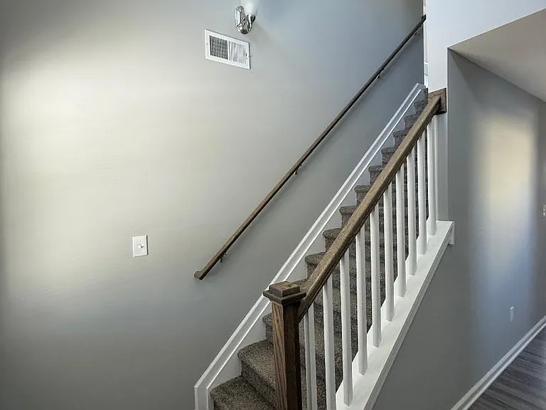 141 Candy Apple Ln — Photo 2