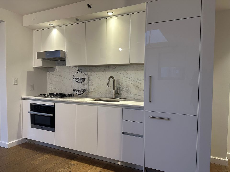 1st image of 351 W 54th St APT 1B