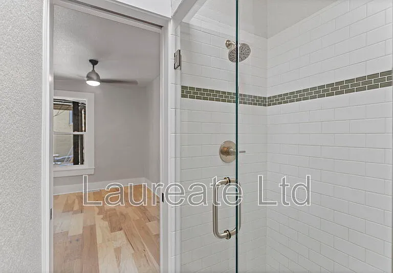 712 E 1st Ave — Photo 13